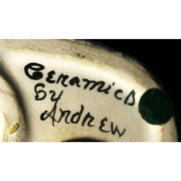 VTG? Hand-Painted Heavy Ceramic Teddy Bear Coin Slot Bank White Black Red Ribbon - Picture 6 of 8